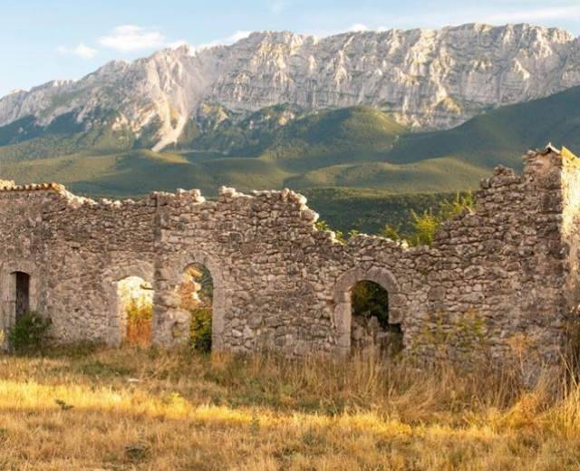 PARCO SIRENTE VELINO: TREKKING SERALE, RACCONTI E STELLE CADENTI ALLE PAGLIARE DI TIONE