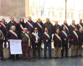 A24-A25: SIT-IN SINDACI OSTACOLATI A ROMA, ”NOI TRATTATI COME DELINQUENTI”