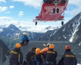 TRAGEDIA IN MONTAGNA: MILITARE MARSICANO DEL SOCCORSO ALPINO GDF MUORE DURANTE ESERCITAZIONE