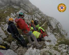 CORNO PICCOLO: SOSPETTO INFARTO, SOCCORSO ESCURSIONISTA
