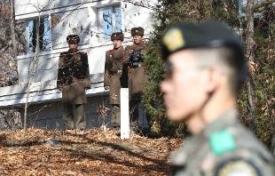 COREA DEL NORD: TENTANO FUGA DURANTE QUARANTENA COVID, GIUSTIZIATI
