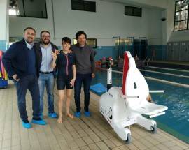 L’AQUILA: PISCINA COMUNALE DOTATA DI UN SOLLEVATORE PER DISABILI E ANZIANI