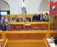 CONSIGLIO REGIONALE: SEDUTA…SCOMODA PER SOSPIRI, SPROFONDA LO SCRANNO
