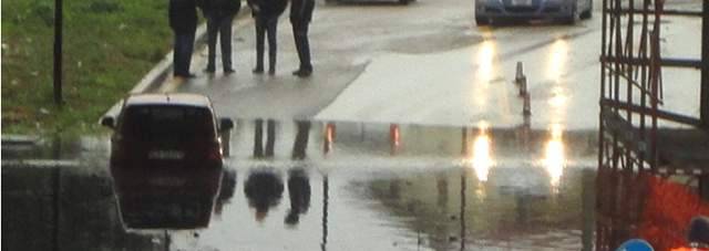 MALTEMPO: TORNA INCUBO PIOGGIA, A PESCARA CHIUSI SOTTOPASSI ALLAGATI