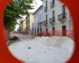 SOTTOSERVIZI L’AQUILA: SECONDO STRALCIO A FINE ESTATE; CROCE ROSSA SLITTA