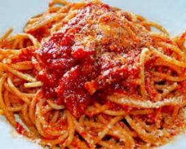 L’AQUILA: ”VERA AMATRICIANA” GRATIS A PIAZZA DUOMO, REGALO CHEF LAZIO-ABRUZZO