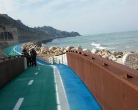 ORTONA: CORPO DI UNA DONNA RIPESCATO IN MARE, PROBABILE SUICIDIO
