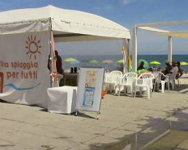 FOSSACESIA: DAL 4 LUGLIO AL 30 AGOSTO TORNA ACCESSIBILE LA ”SPIAGGIA PER TUTTI”