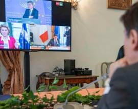 STATI GENERALI: CONTE, ”INVESTIRE SU BELLEZZA”; UE VUOLE RIFORME, SALVINI CONTRO