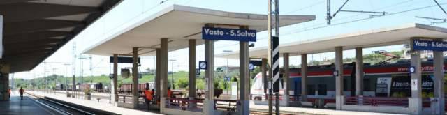 FALSO ALLARME BOMBA A VASTO, FERROVIA BLOCCATA PER ORE