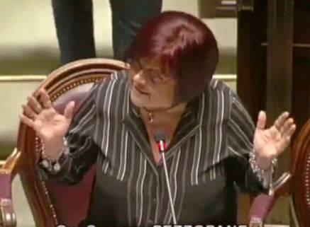 L’AQUILA: CUSTOMER2CARE, PEZZOPANE, ”GARANTIRE LIVELLI OCCUPAZIONALI”