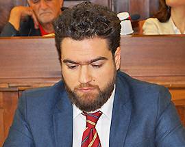 COMUNE L’AQUILA: ALBANO, ”MAGGIORANZA DI BIONDI INADEGUATA E INFANTILE”