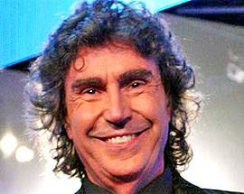 STEFANO D’ORAZIO, DAI POOH A TEATRO CON ZORRO ”FACCIAMOLO A L’AQUILA IN VISTA DEL 2019”