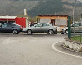 L’AQUILA: TAMPONAMENTO A CATENA SU STATALE 17, TRE AUTO COINVOLTE