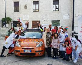 TAXI CLOWN: A PESCARA BAMBINI ACCOMPAGNATI IN OSPEDALE CON UN SORRISO