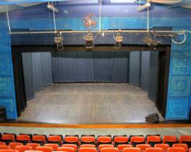TEATRO: AL ‘NOBEL PER LA PACE’ RIPRENDONO CORSI E SPETTACOLI