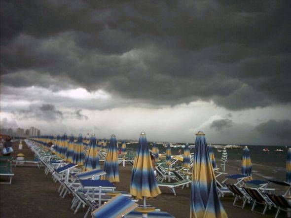 MALTEMPO: IN ABRUZZO ACQUAZZONI E TEMPERATURE GIU’, DURERA’ ANCORA