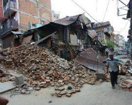 NEPAL: NUOVA FORTE SCOSSA DI MAGNITUDO 7,4