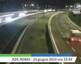 TERREMOTO A ROMA: VIRALI LE IMMAGINI RIPRESE DALLE TELECAMERE SULL’A24