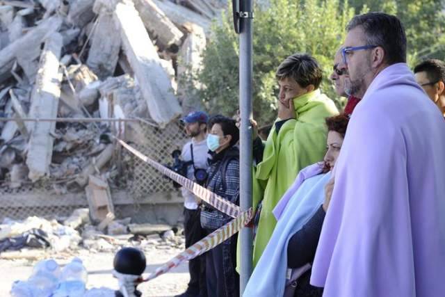 IL SUOLO DI ACCUMOLI GIU’ DI 20 CENTIMETRI, I MORTI DEL TERREMOTO SALGONO A 278