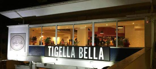 PASQUA: A L’AQUILA LA TRADIZIONALE COLAZIONE DA TIGELLA BELLA