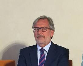 L’AQUILA: DANNEGGIATA CON VERNICE AUTO MANAGER ASL TORDERA