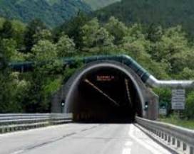 GRAN SASSO: DE PETRIS, ”STRADA FALLIMENTARE”