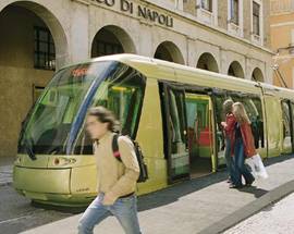 L’AQUILA: METRO DI SUPERFICIE ADDIO, 7 MILIONI PER SCRIVERE LA PAROLA ”FINE”