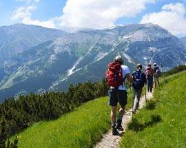 CORONAVIRUS: UNCEM, OK APPELLO ‘LASCIATECI CAMMINARE MONTAGNA’