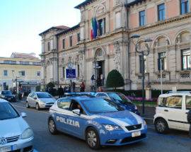 RAPINARONO TABACCHERIA, ZIO E NIPOTE IN MANETTE AD AVEZZANO