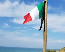 CARABINIERE UCCISO: ORTONA IN LUTTO, SUL MARE LA BANDIERA A MEZZ’ASTA