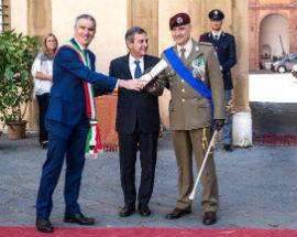 L’ABRUZZESE TRUBIANI CAPO DELLA FOLGORE CAVALIERE DELLA REPUBBLICA
