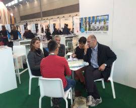 IL GRAN SASSO PERSUADE I BUYERS DI TUTTO IL MONDO, SUCCESSO DI REGIONE E DMC ALLE FIERE DEL TURISMO