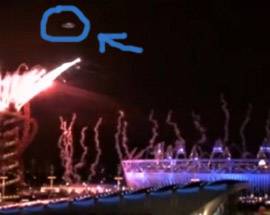 LONDRA: ”UFO DURANTE CERIMONIA D’APERTURA” – IL VIDEO