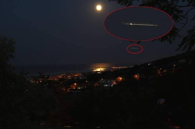 AVVISTAMENTO UFO A PESCARA ”E’ LA SCIA DI UN AEREO”