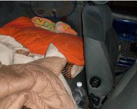 AVEZZANO: CASAPOUND ”INVALIDO VIVE IN AUTO CON IL FIGLIO DOPO SFRATTO”
