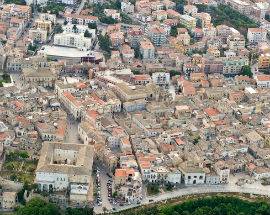 TROVATA MORTA IN CASA A VASTO, DISPOSTA AUTOPSIA