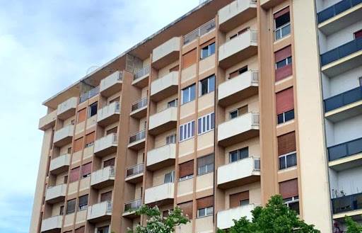 PESCARA: AL VIA ABBATTIMENTO PALAZZO PERICOLANTE VIA D’ANNUNZIO