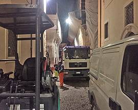 L’AQUILA: ”CANTIERE A SORPRESA BLOCCA VIA GARIBALDI”, COMMERCIANTI INFEROCITI