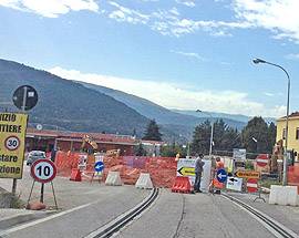 L’AQUILA: BRETELLA PERICOLOSA, FINE LAVORI TRA UNA SETTIMANA