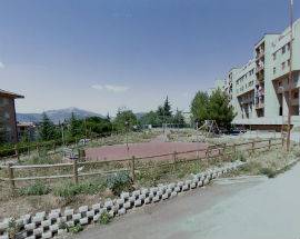 L’AQUILA: LA DENUNCIA, ”PARCO GIOCHI PETTINO RIPULITO PER ELEZIONI? PATETICO!”