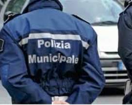 VIGILE AGGREDITO IN CENTRO A L’AQUILA DA UN AUTOMOBILISTA: ”GESTO DA STIGMATIZZARE”