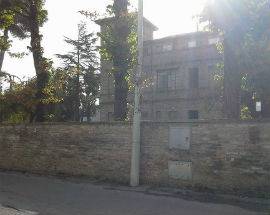 ROSETO, SI DEMOLISCE VILLA PARIS: BORGATTI, ”VA VIA UN PEZZO DI STORIA”