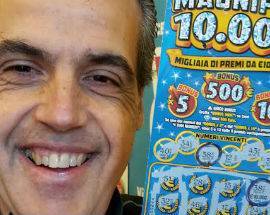 L’AQUILA: PENSIONATO VINCE 10 MILA EURO AL GRATTA E VINCI