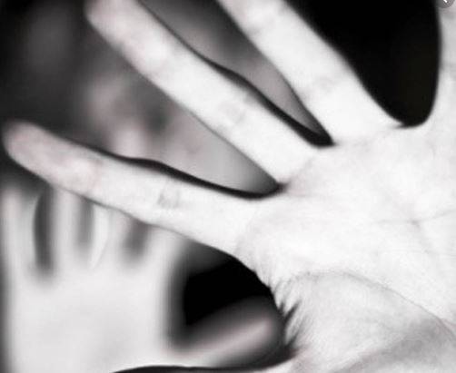 VIOLENZE E MINACCE DI MORTE: ”PADRE PADRONE” ALLONTANATO DALLA SUA FAMIGLIA A SILVI