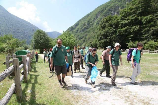 CENTO VOLONTARI RIPULISCONO SENTIERI NEL PARCO NAZIONALE D’ABRUZZO