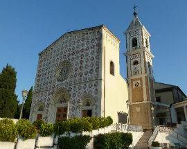 TURISMO: L’ABRUZZO PUNTA SUI CAMMINI, FINANZIATI 190MILA EURO