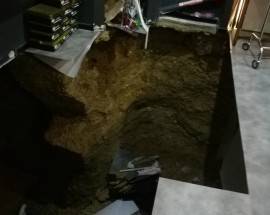 LANCIANO: CROLLA PAVIMENTAZIONE IN NEGOZIO DEL CORSO, SI APRE VORAGINE