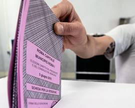 COMUNALI: EXIT POLL, A ROMA IN TESTA RAGGI, A MILANO AVANTI SALA