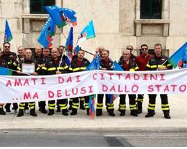 VIGILI DEL FUOCO PENNE: ”BENE INAUGURAZIONE NUOVA SEDE”